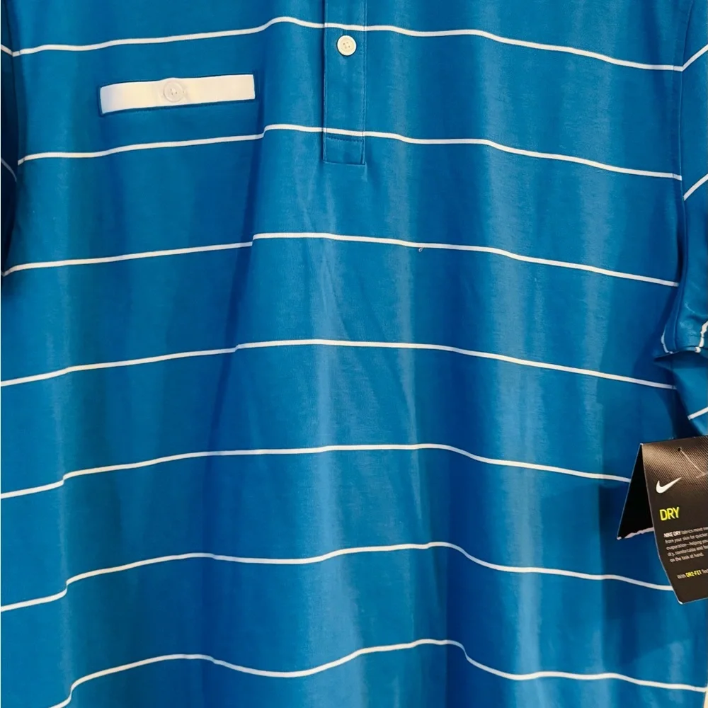 NWT Nike DriFit Blue &‎ White Standard Fit Men’s XL Short Sleeve Polo Shirt